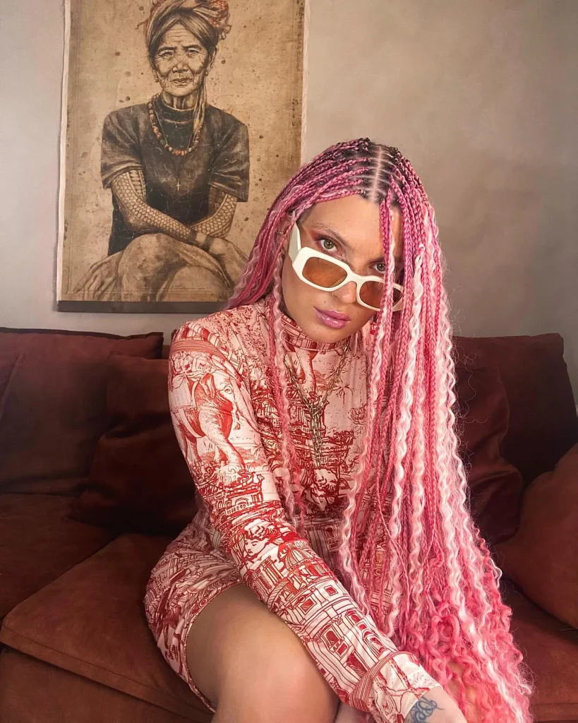 pink goddess knotless braids